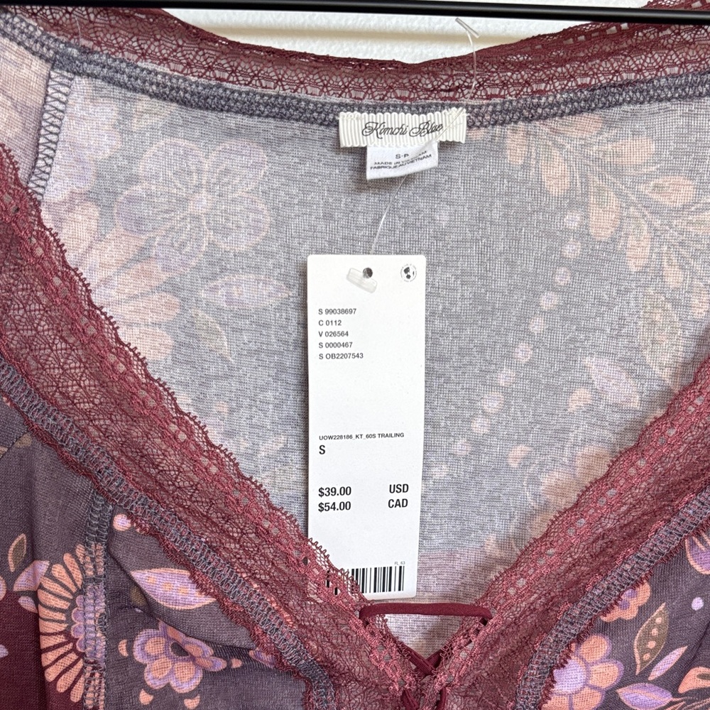 UO Top - Picture 3 of 3